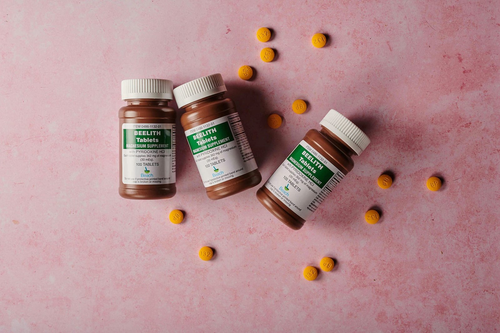 Illustration showing common menopause symptoms such as night sweats and fatigue