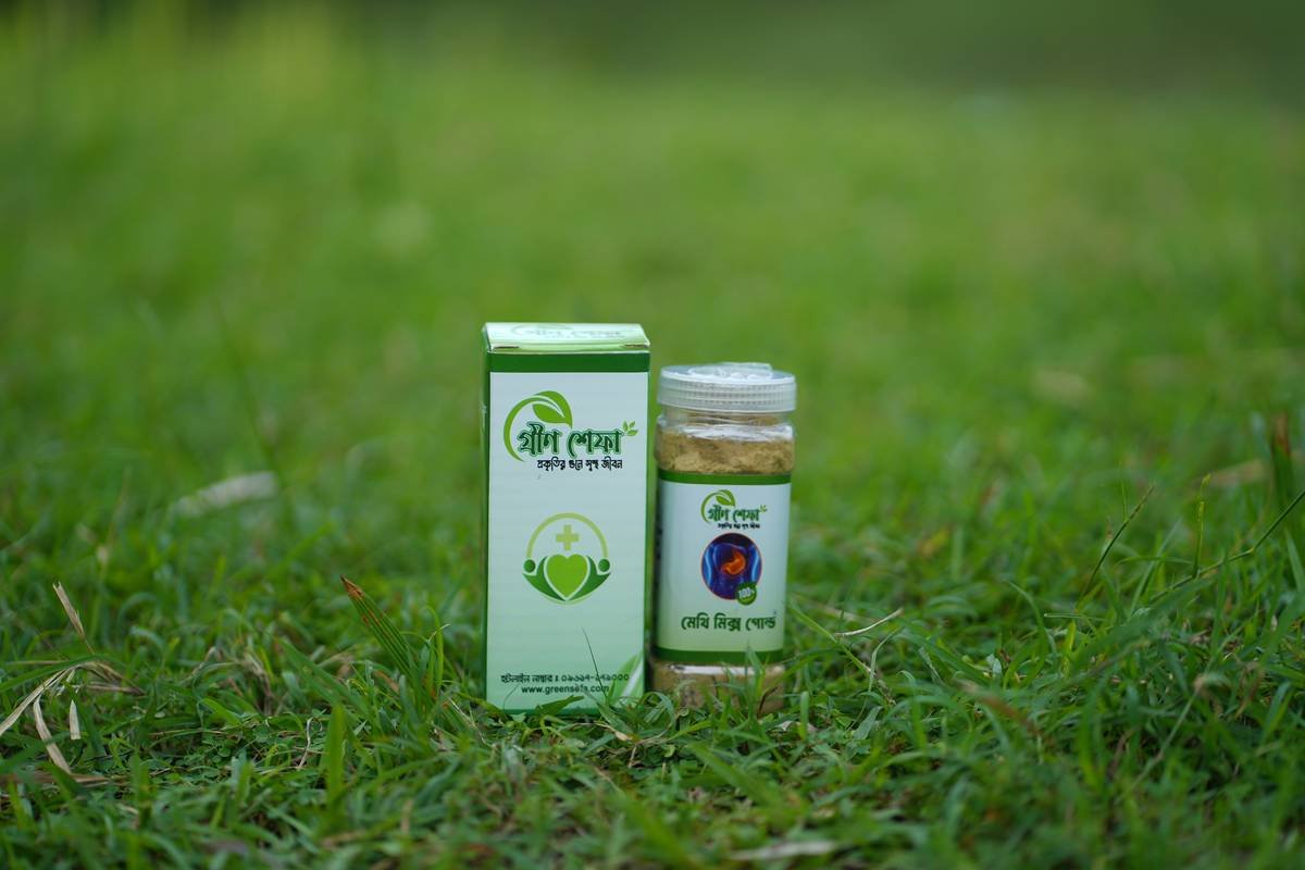 Infographic explaining phytoestrogen benefits